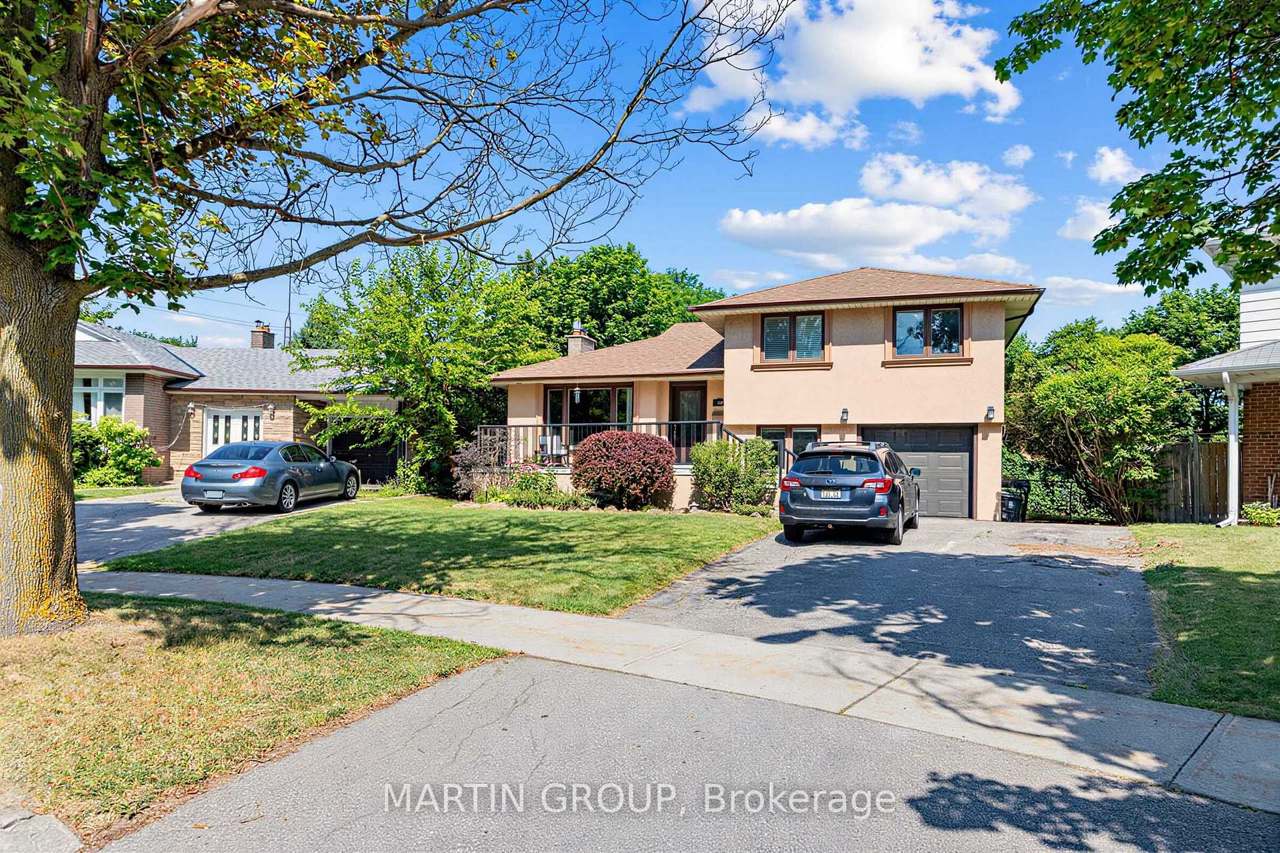 88 Rabbit Lane, Toronto, ON M9B 5S9
