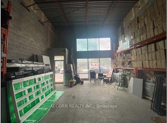 1270 W Finch Avenue W 6, Toronto, ON M3J 3J7