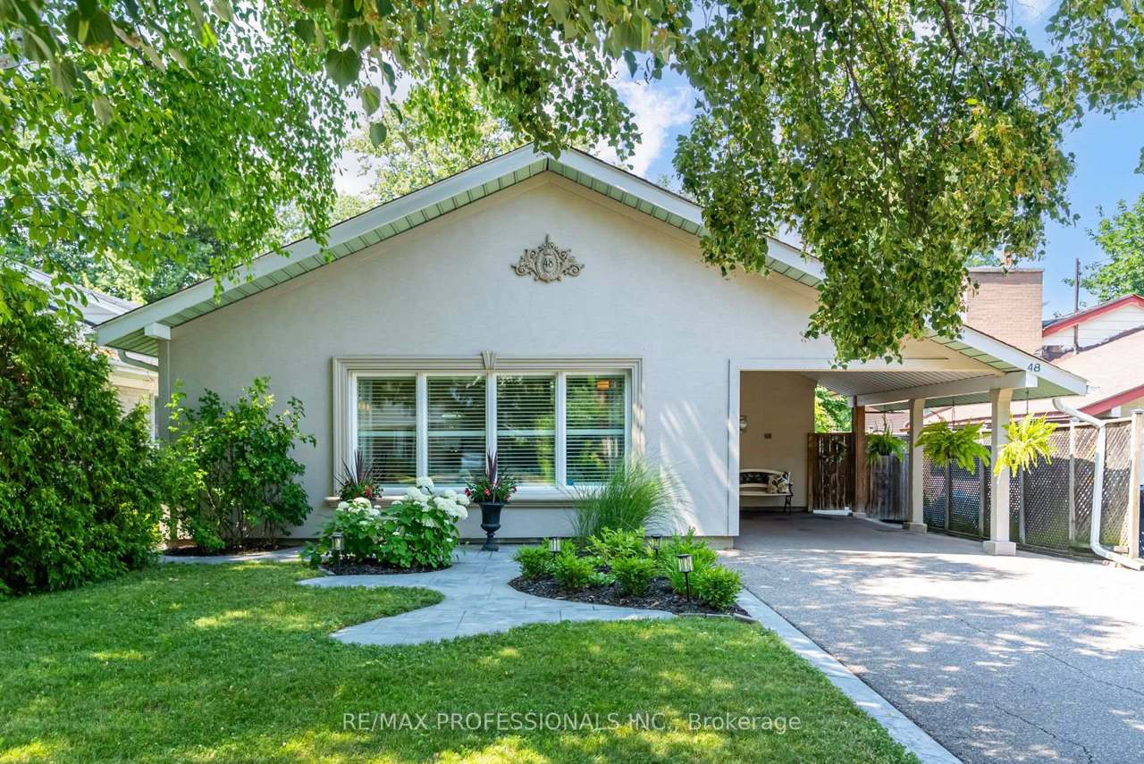 48 Genthorn Avenue, Toronto, ON M9W 2S9
