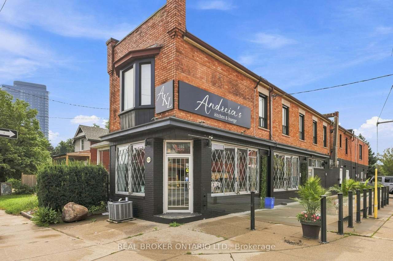 1438A Dufferin Street, Toronto, ON M6H 3L1