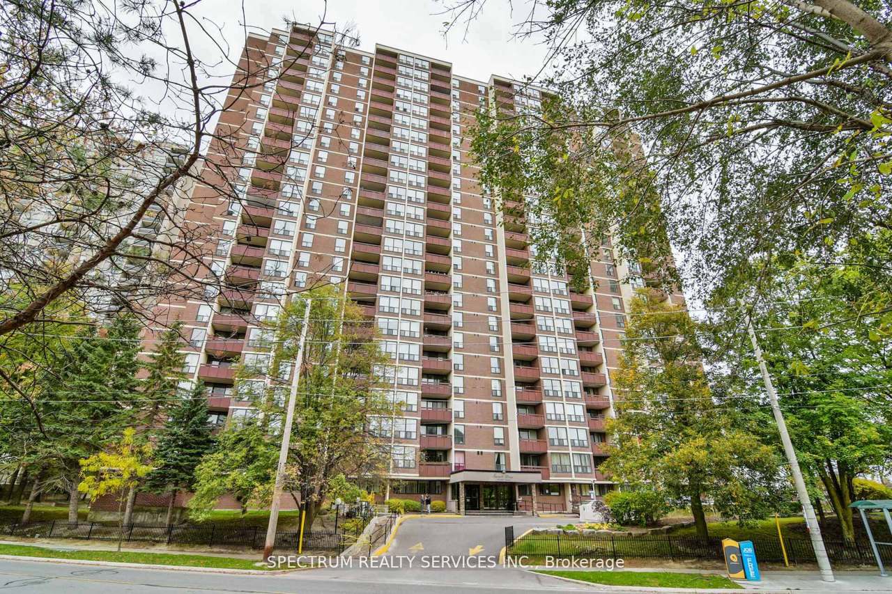 85 Emmett Avenue 1210, Toronto, ON M6M 5A2