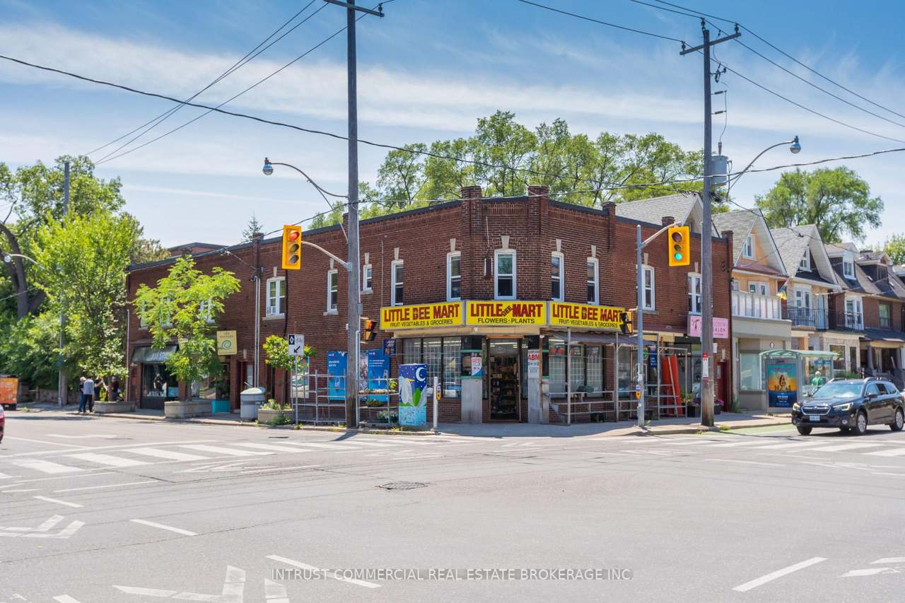545 Annette Street, Toronto, ON M6S 2C3