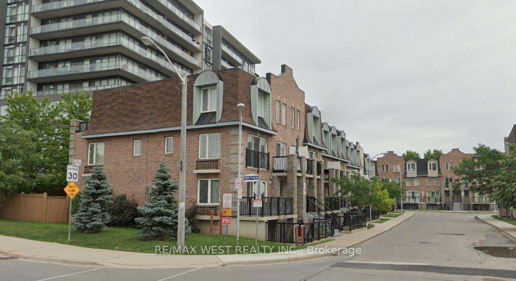 125 George Appleton Way 2020, Toronto, ON M3M 0A2