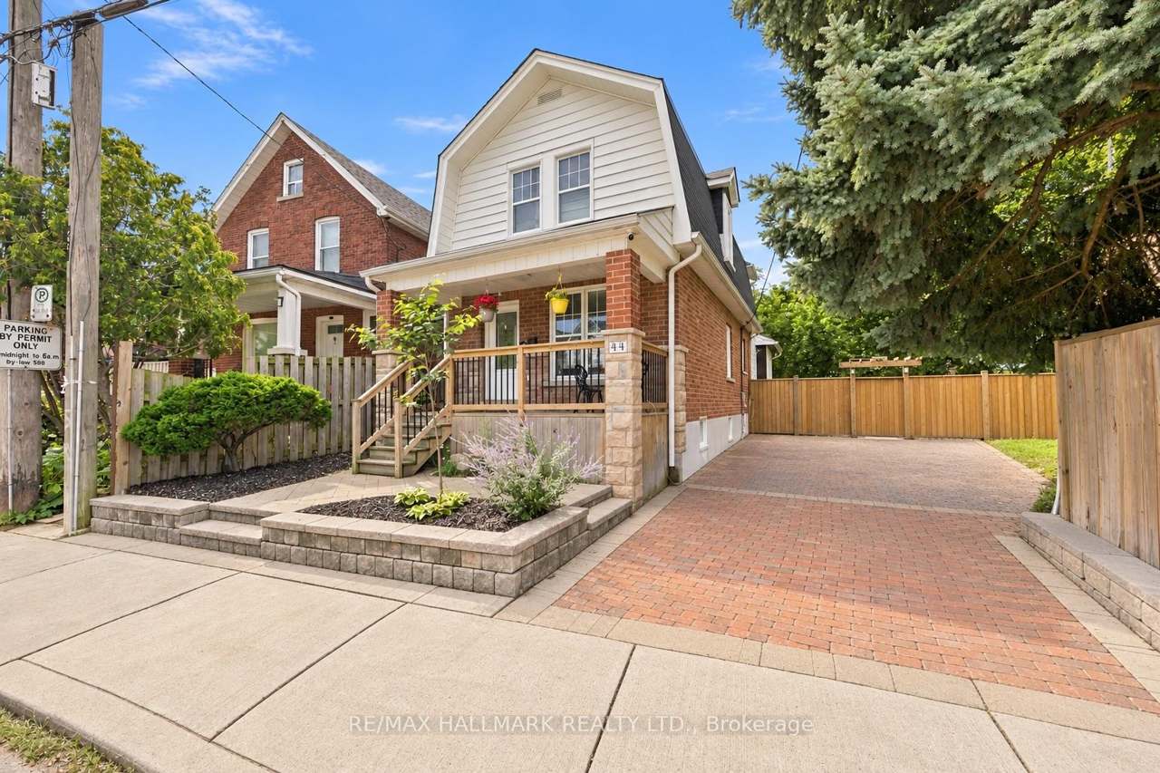 44 Holley Avenue, Toronto, ON M9N 2C5