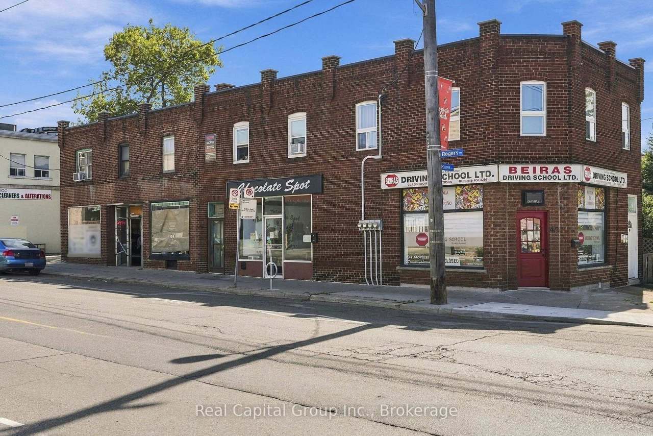 463-471 Rogers Road, Toronto, ON M6M 1A8