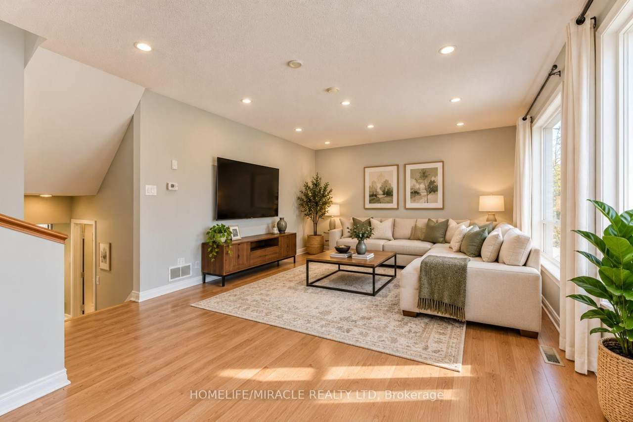 6444 Finch Avenue W 201, Toronto, ON M9V 1T4