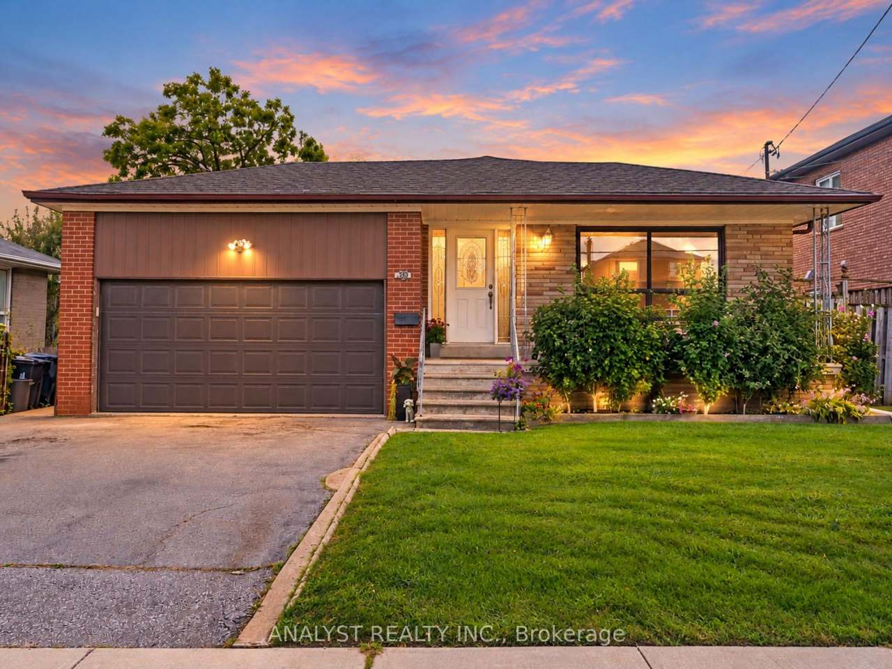 269 Gary Drive, Toronto, ON M9N 2N2