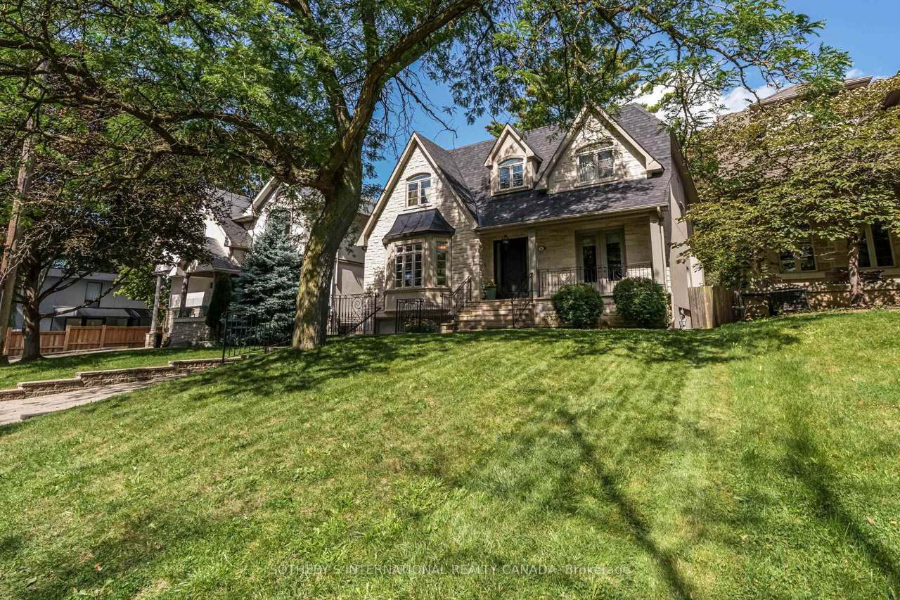 36 Mattice Road, Toronto, ON M9A 1E6