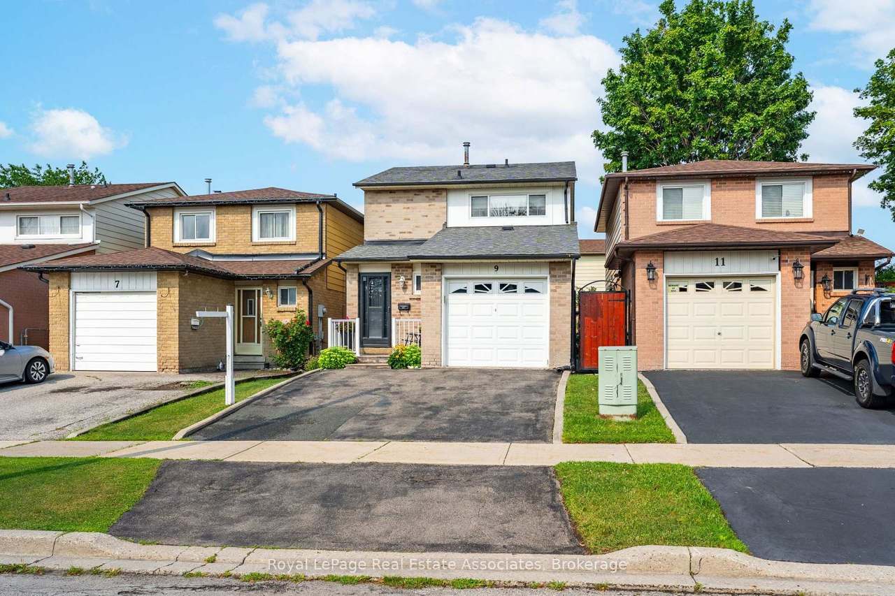 9 Windwood Drive, Toronto, ON M9W 6B8