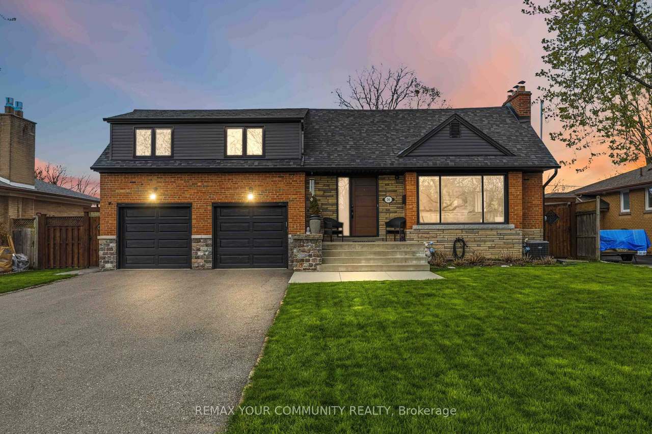 34 Walwyn Avenue, Toronto, ON M9N 3H5