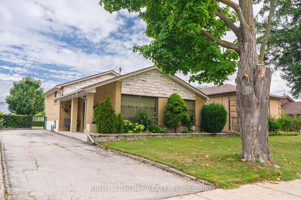 22 Monterrey Drive, Toronto, ON M9V 1S8