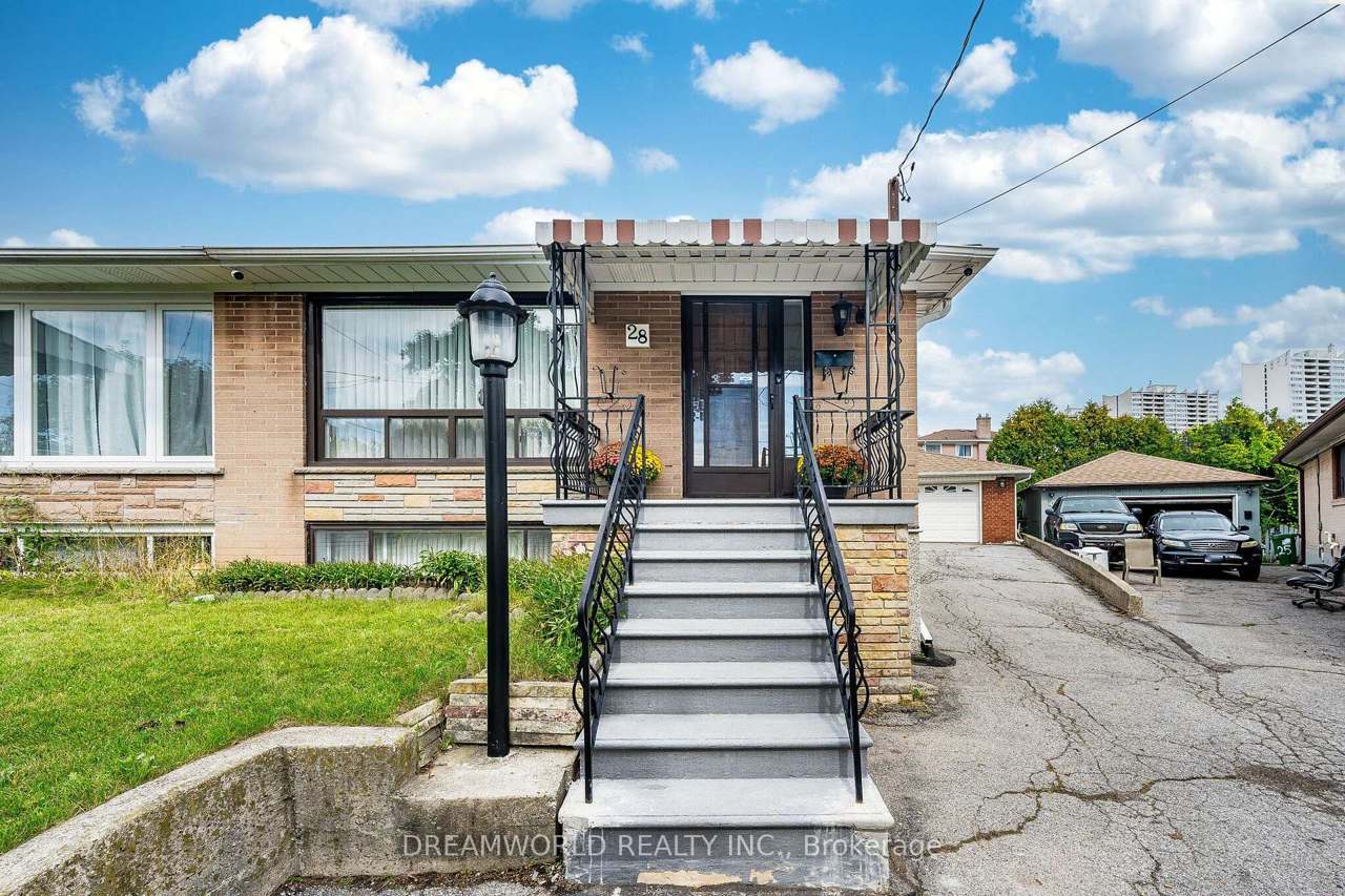 28 Rabton Court, Toronto, ON M3L 1Y2