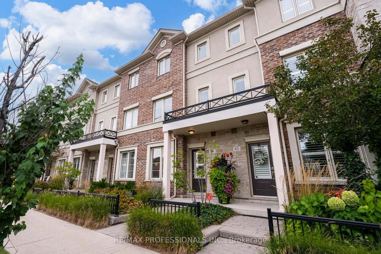 636 Evans Avenue 63, Toronto, ON M8W 0A8