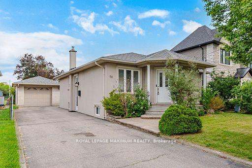96 Wallasey Avenue, Toronto, ON M9M 1E4