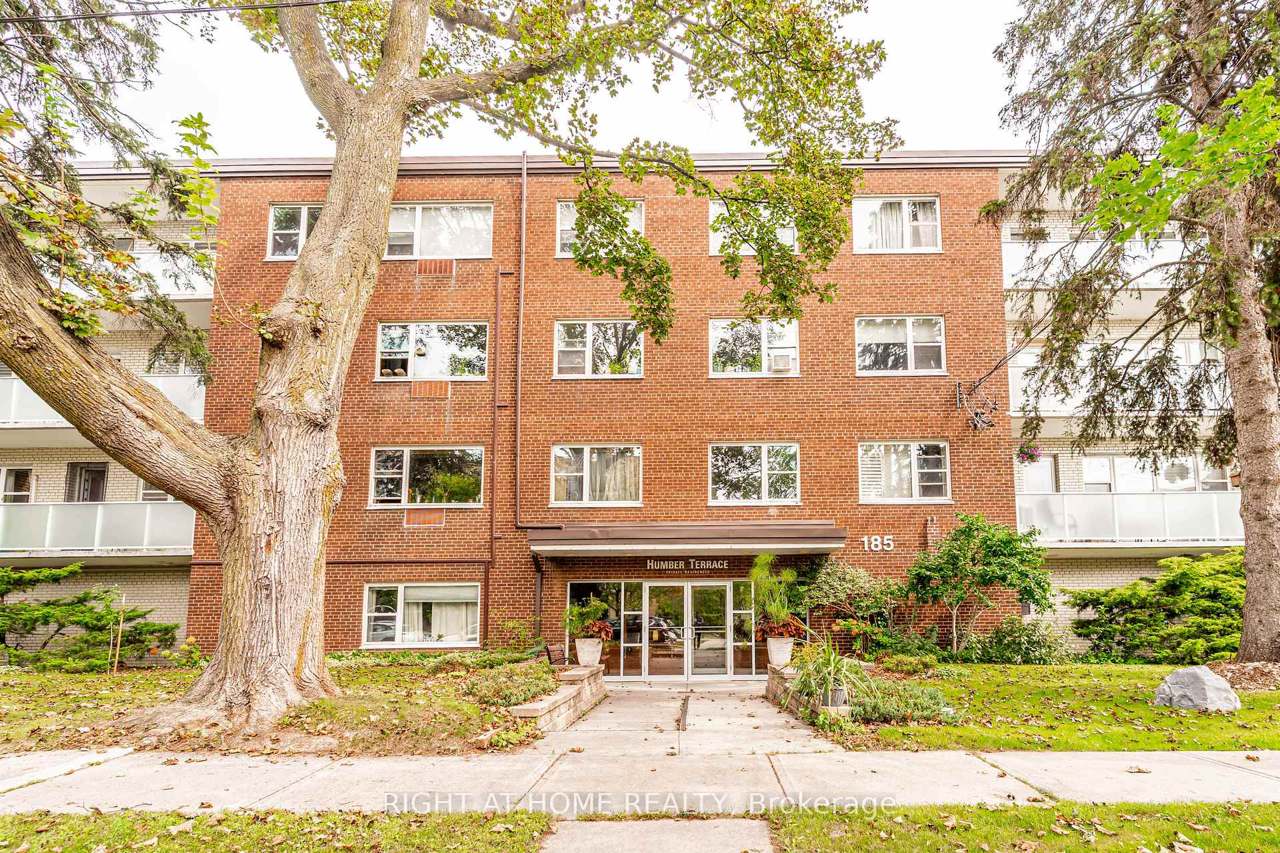 185 Stephen Drive 406, Toronto, ON M8Y 3N5