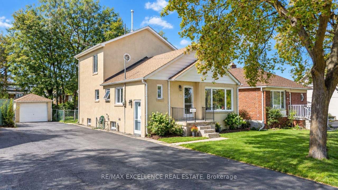 49 Barrhead Crescent, Toronto, ON M9W 3Z8