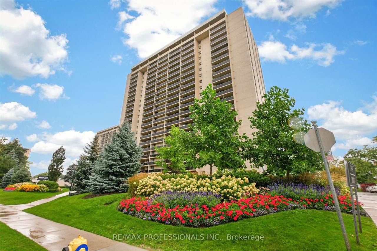 299 Mill Road 502, Toronto, ON M9C 4V9