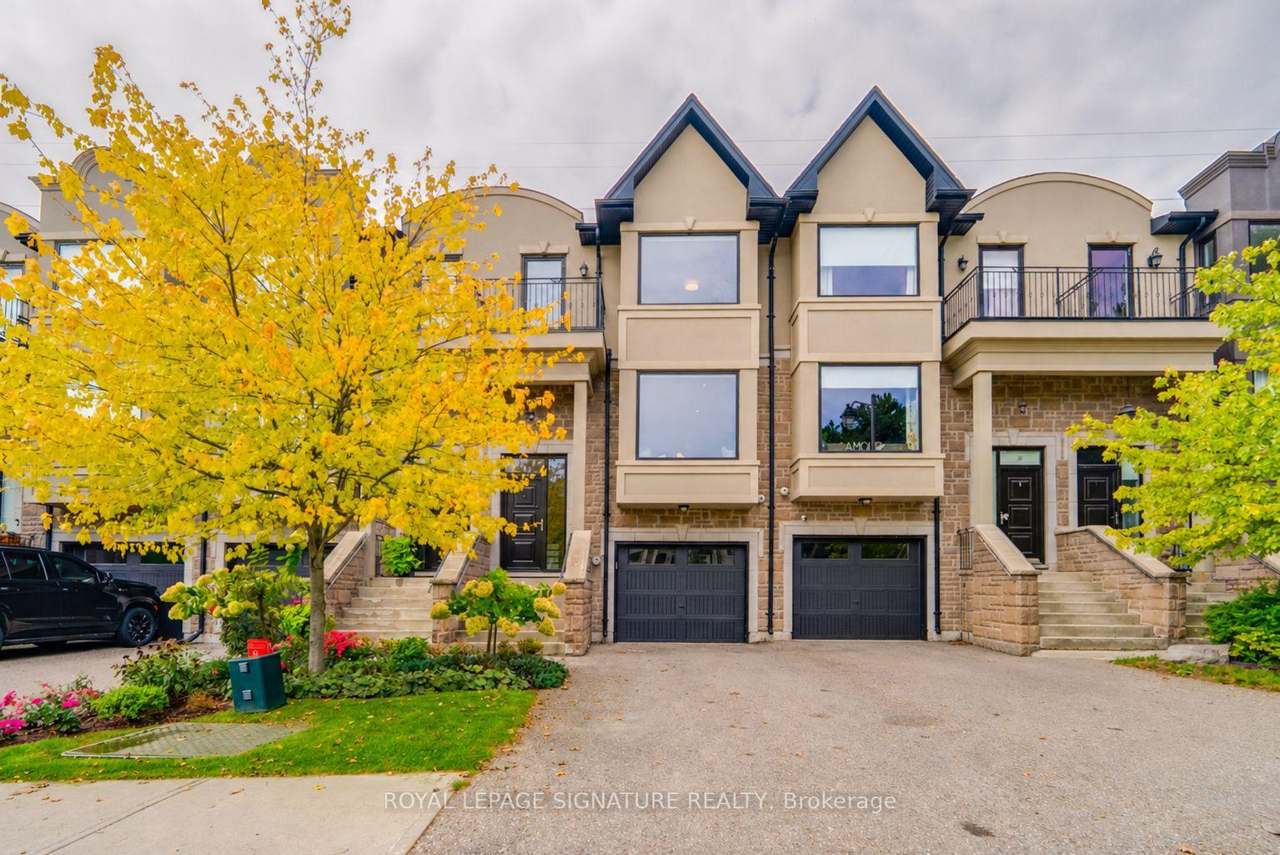 18 Matthew Court, Toronto, ON M9B 0C1