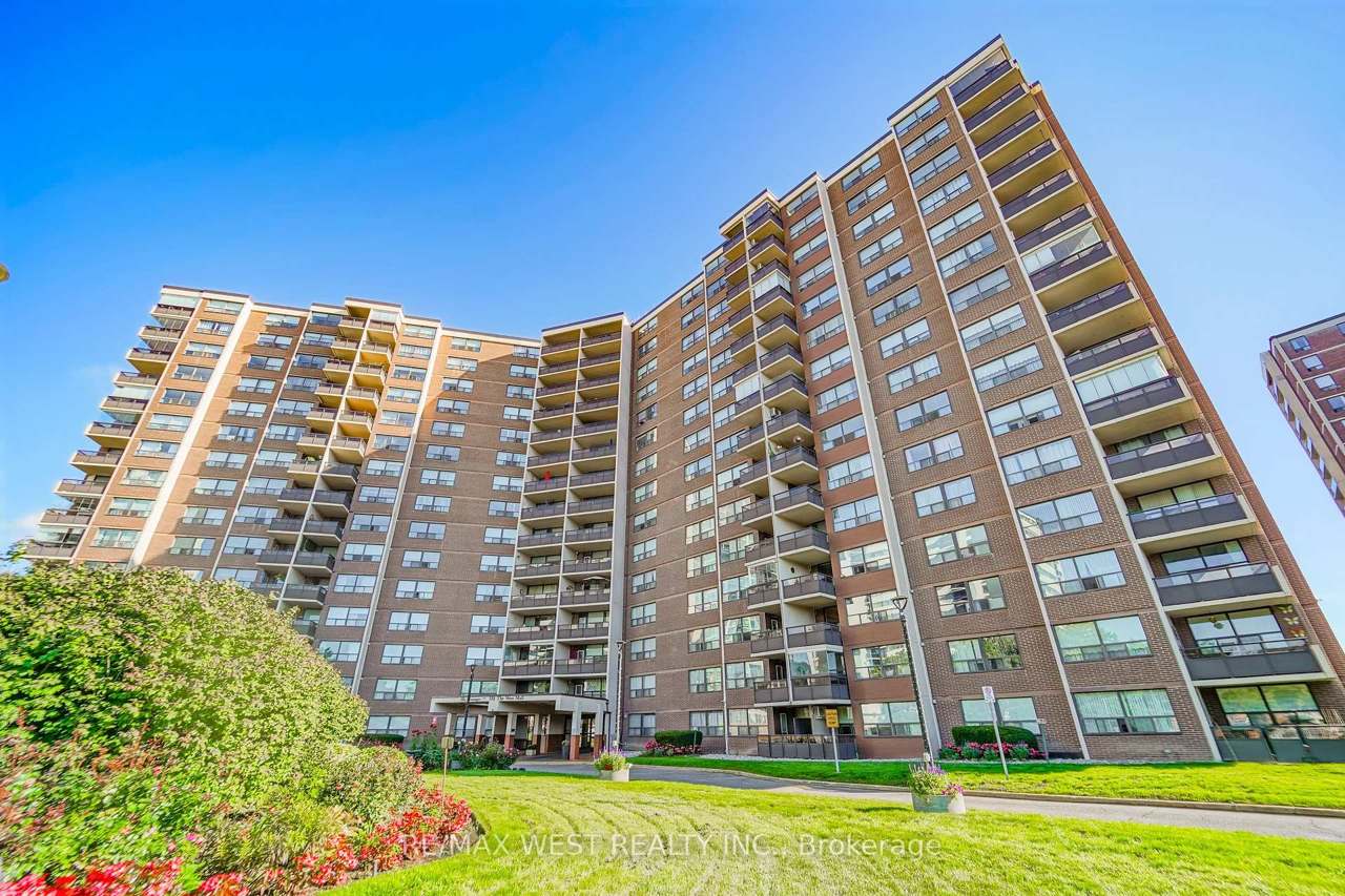 551 The West Mall 803, Toronto, ON M9C 1G7