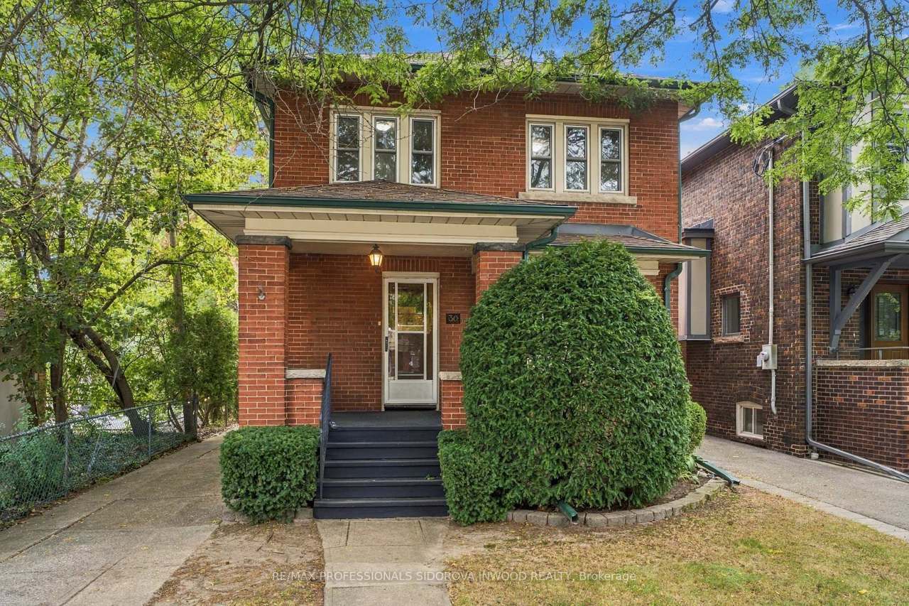 30 Brumell Avenue, Toronto, ON M6S 4G5