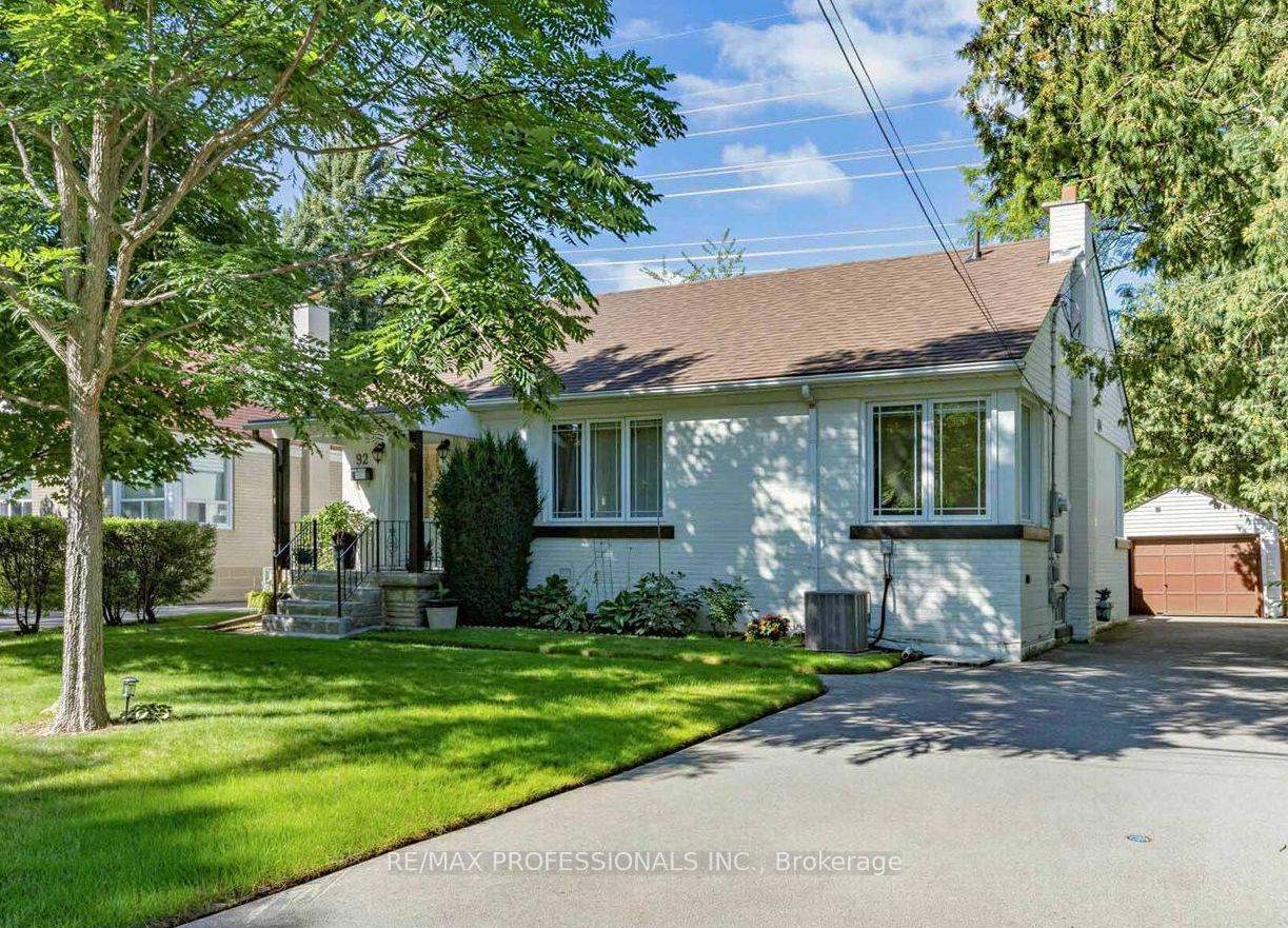 92 Westrose Avenue, Toronto, ON M8X 2A3