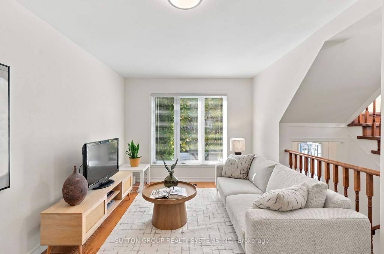 120 Tarragona Boulevard, Toronto, ON M6N 5C5