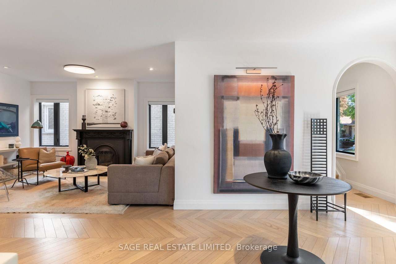 6 Westrose Avenue, Toronto, ON M8X 2A1