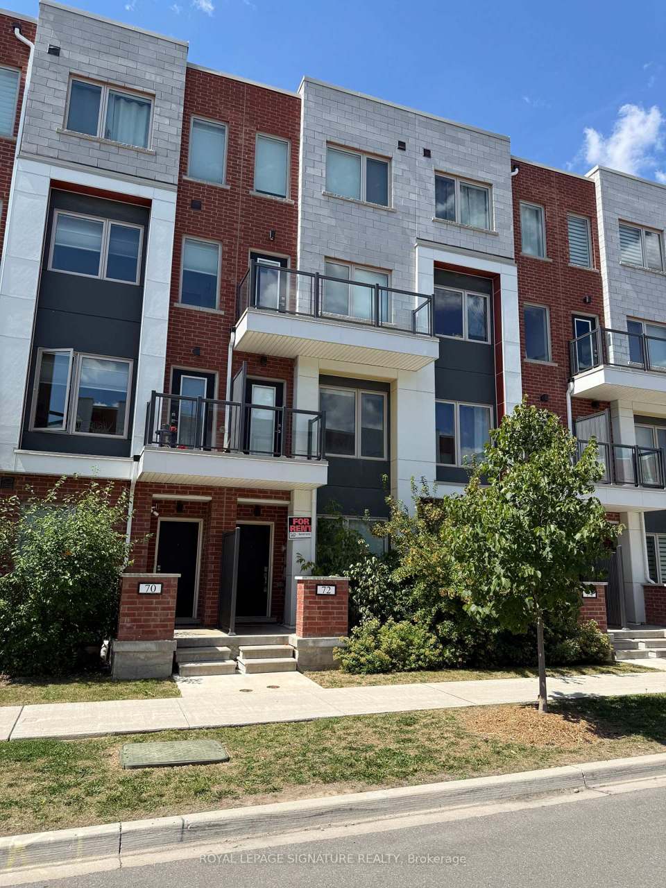 72 William Duncan Road, Toronto, ON M3K 0C5