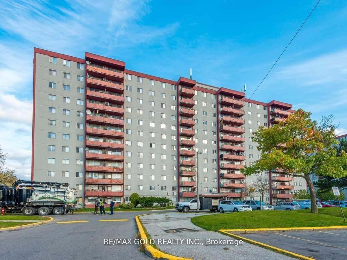 100 Lotherton Pathway 411, Toronto, ON M6B 2G8