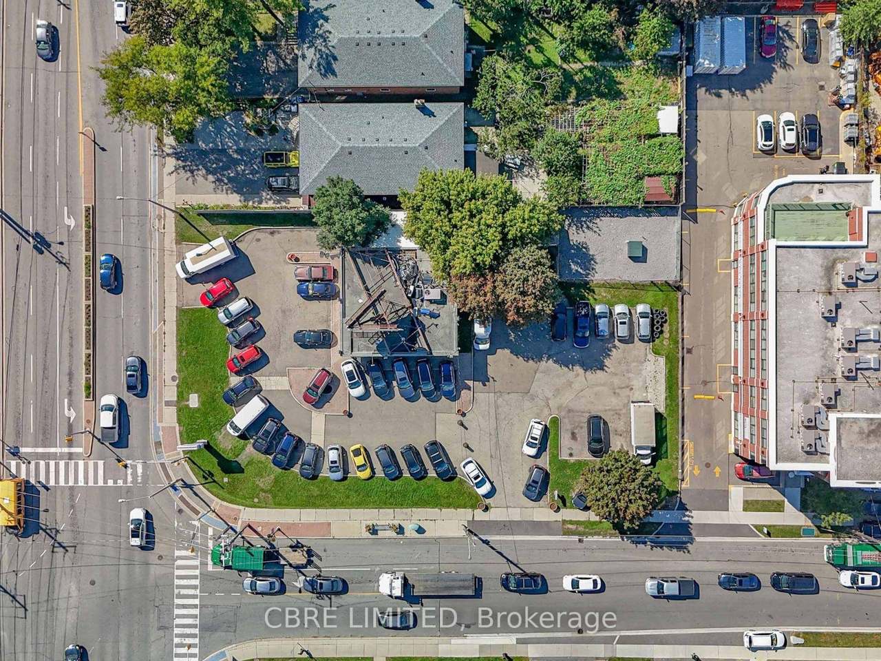 2310 Sheppard Avenue W, Toronto, ON M9M 1M2